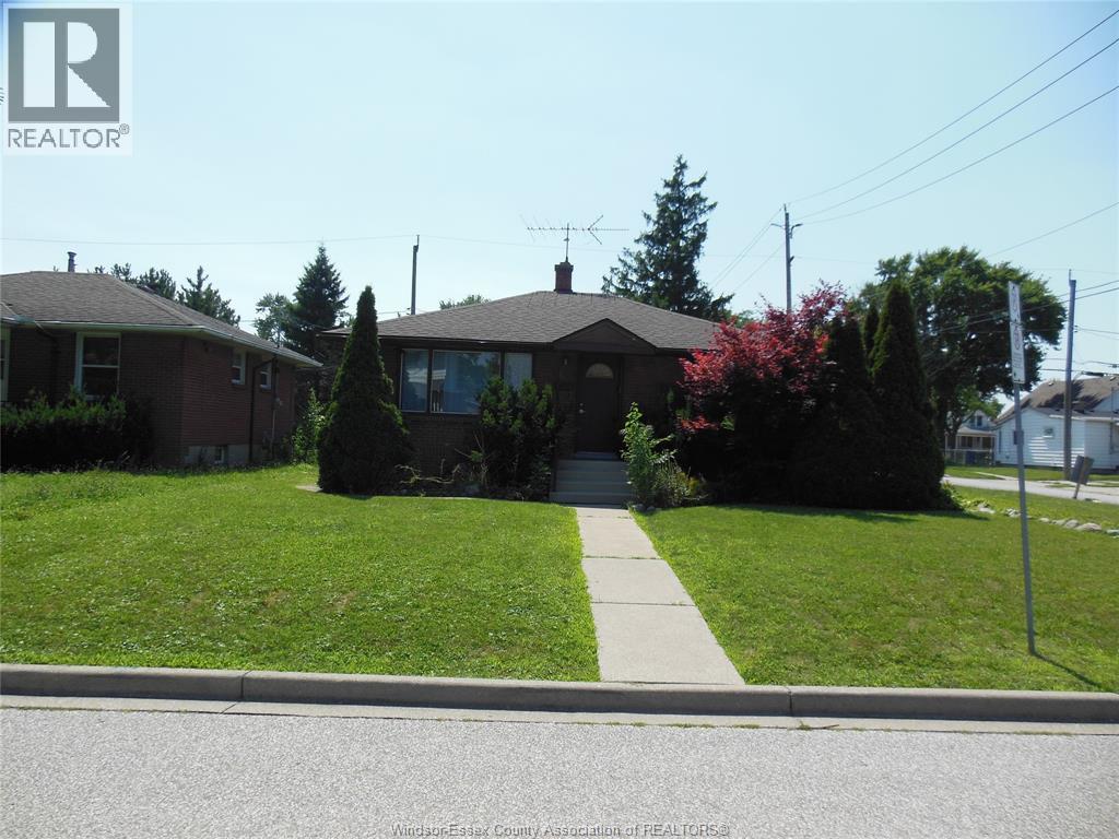 1105 Harrison, Windsor, Ontario  N9C 3J4 - Photo 2 - 26022319