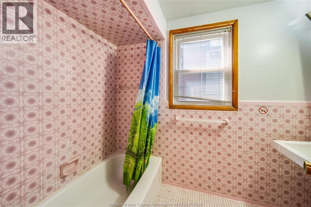 801 Victoria Avenue, Windsor, Ontario  N9A 4N5 - Photo 12 - 26022286