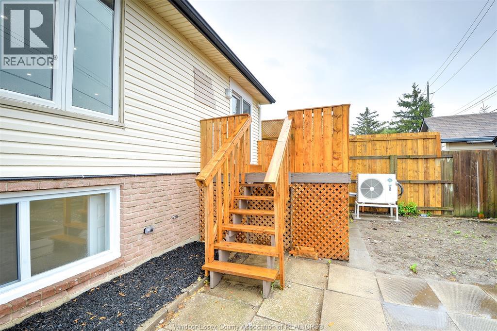 1411 Bayswater Crescent, Windsor, Ontario  N8S 4K4 - Photo 30 - 26022283