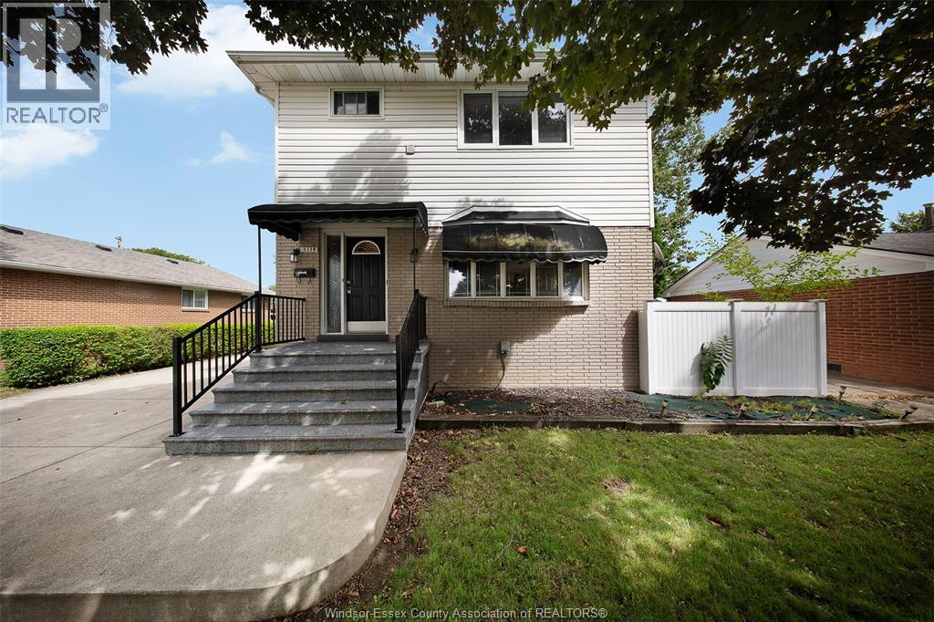 3138 Hartley Drive, Windsor, Ontario  N8T 1Z2 - Photo 3 - 26022322