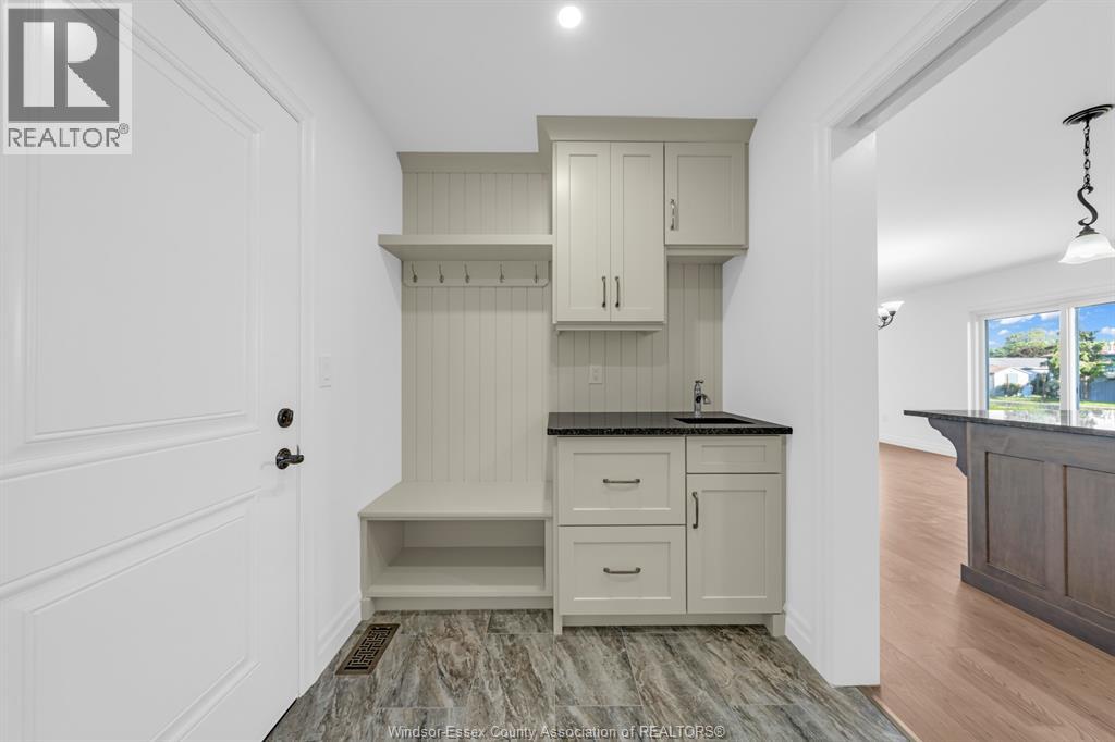 12175 Ducharme Lane, Mcgregor, Ontario  N0R 1J0 - Photo 41 - 26022316