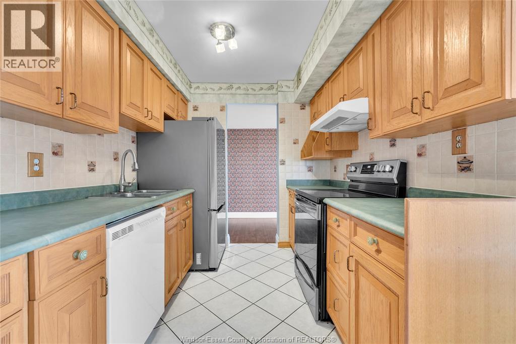 380 Pelissier Unit# 2502, Windsor, Ontario  N9A 2V7 - Photo 24 - 26022156