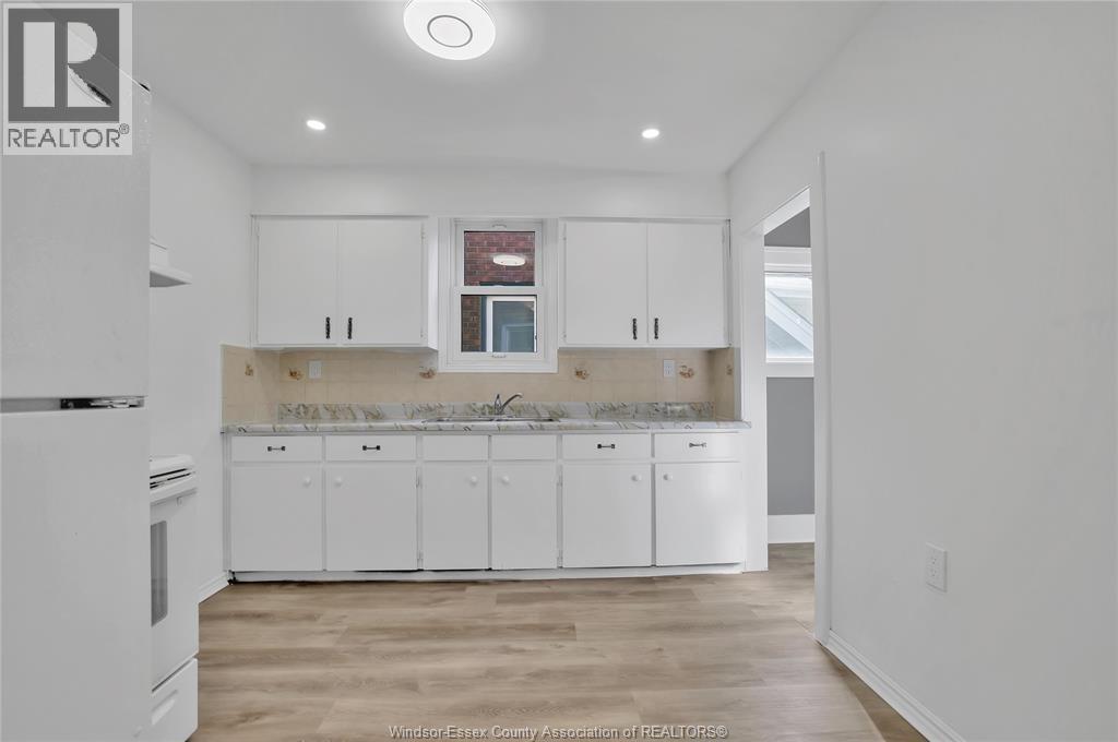 747 Niagara Street, Windsor, Ontario  N9A 3T5 - Photo 30 - 26022336