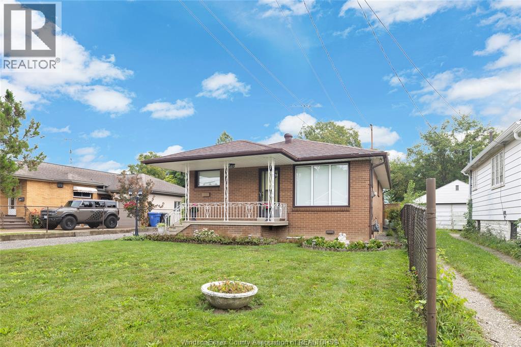 2680 Jos St. Louis, Windsor, Ontario  N8T 2M6 - Photo 3 - 26022317