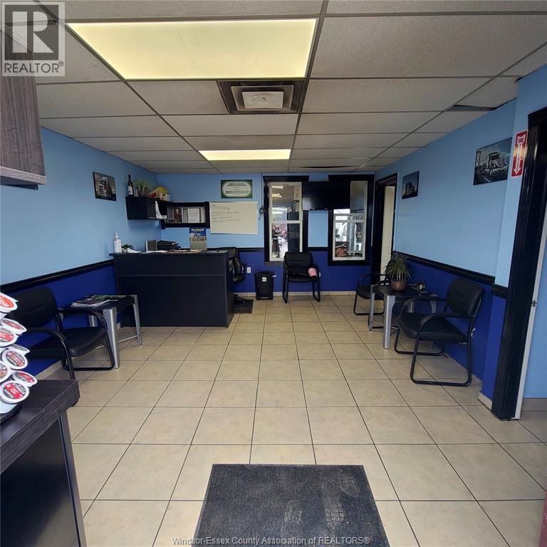 1125 Crawford Avenue, Windsor, Ontario  N9A 5A1 - Photo 4 - 26022341
