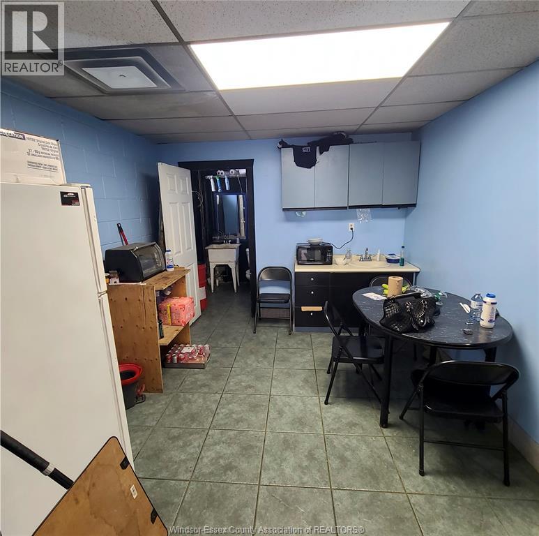 1125 Crawford Avenue, Windsor, Ontario  N9A 5A1 - Photo 6 - 26022341