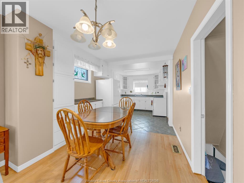 1488 Pierre Avenue, Windsor, Ontario  N8X 4P3 - Photo 4 - 26022362