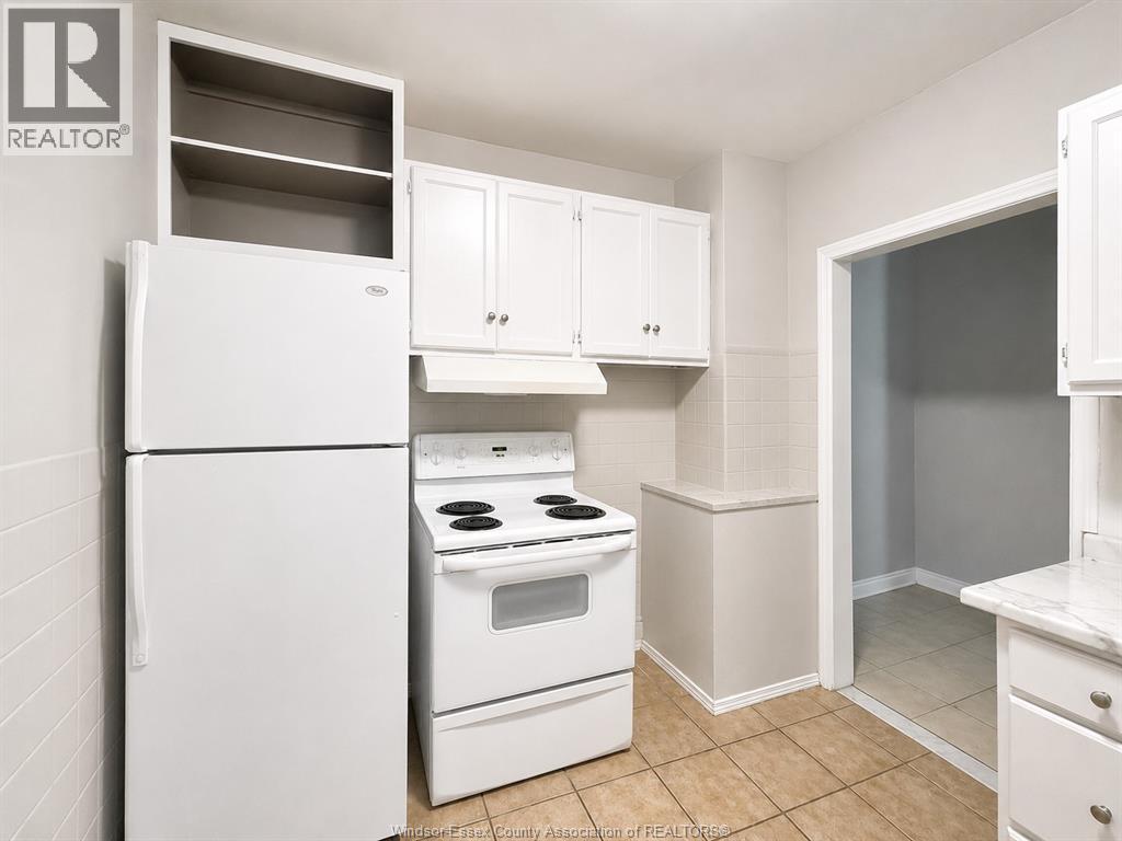 902 Elsmere Avenue, Windsor, Ontario  N9A 2A9 - Photo 6 - 26022363