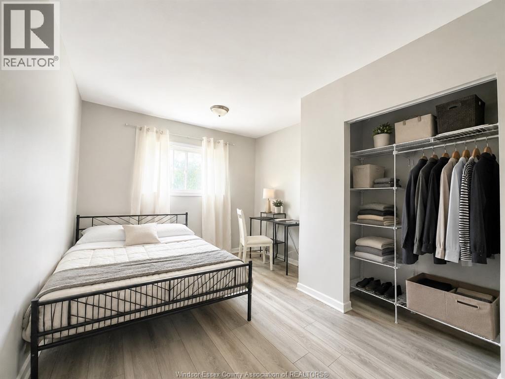 902 Elsmere Avenue, Windsor, Ontario  N9A 2A9 - Photo 7 - 26022363