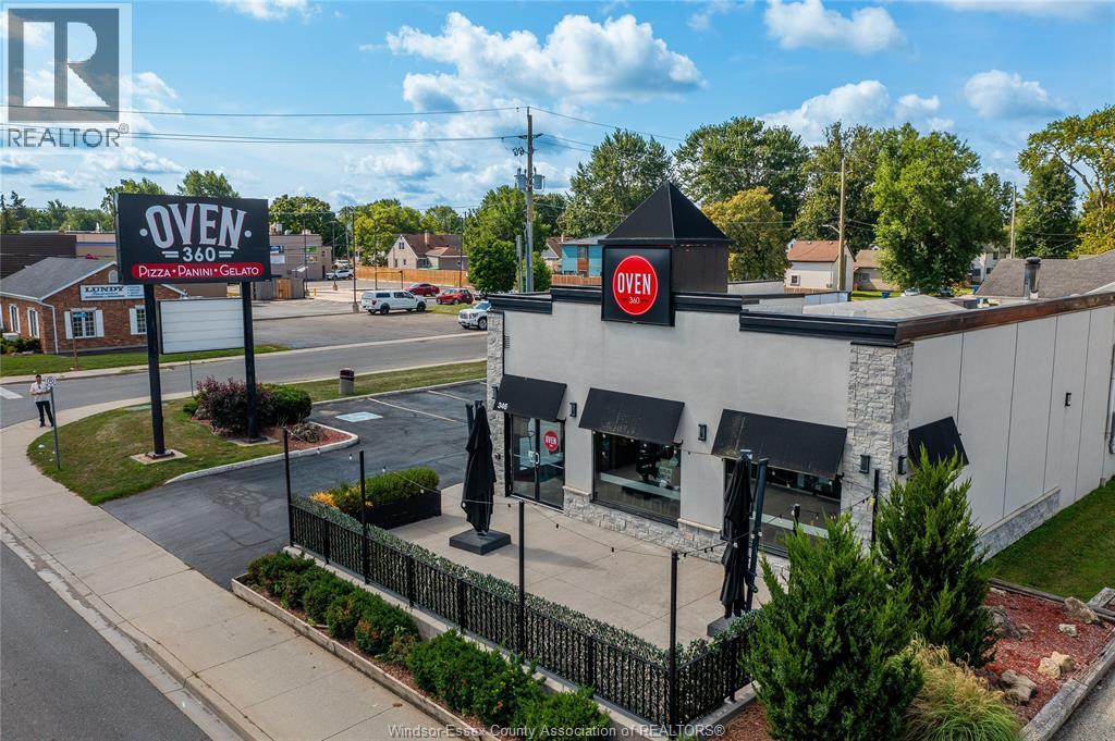 346 ST. CLAIR STREET, Chatham, Ontario