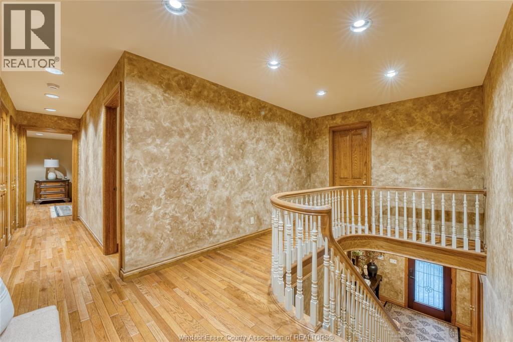 512 Bedford Court, Windsor, Ontario  N9G 2L5 - Photo 25 - 26022372