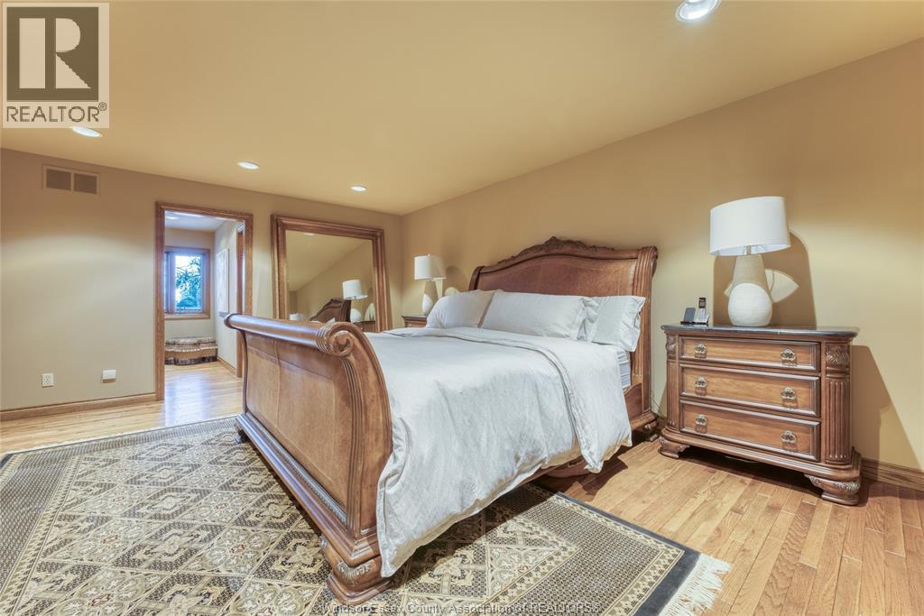 512 Bedford Court, Windsor, Ontario  N9G 2L5 - Photo 32 - 26022372