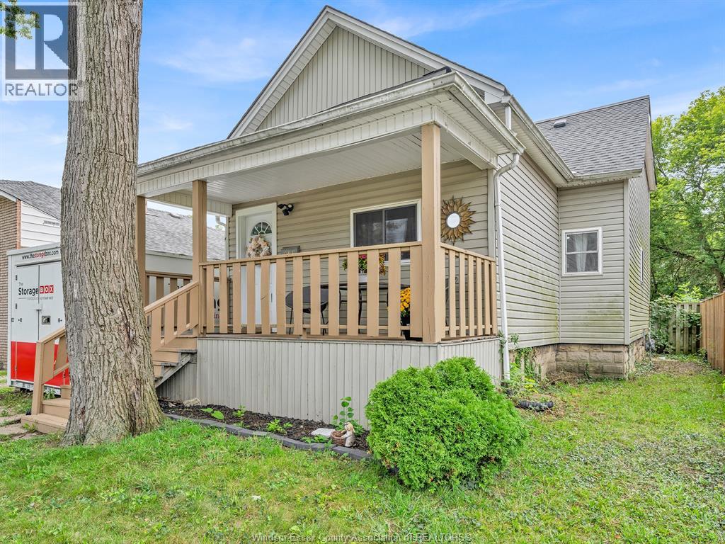 431 Wellington, Windsor, Ontario  N9A 5J3 - Photo 2 - 26022367