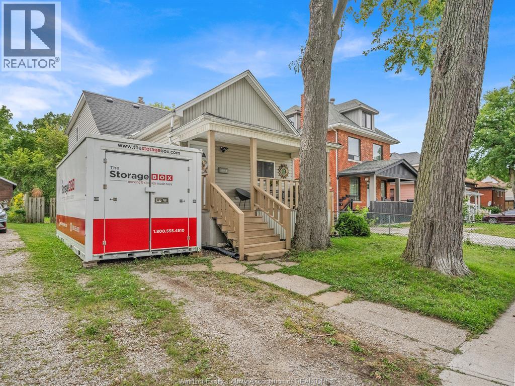 431 Wellington, Windsor, Ontario  N9A 5J3 - Photo 4 - 26022367
