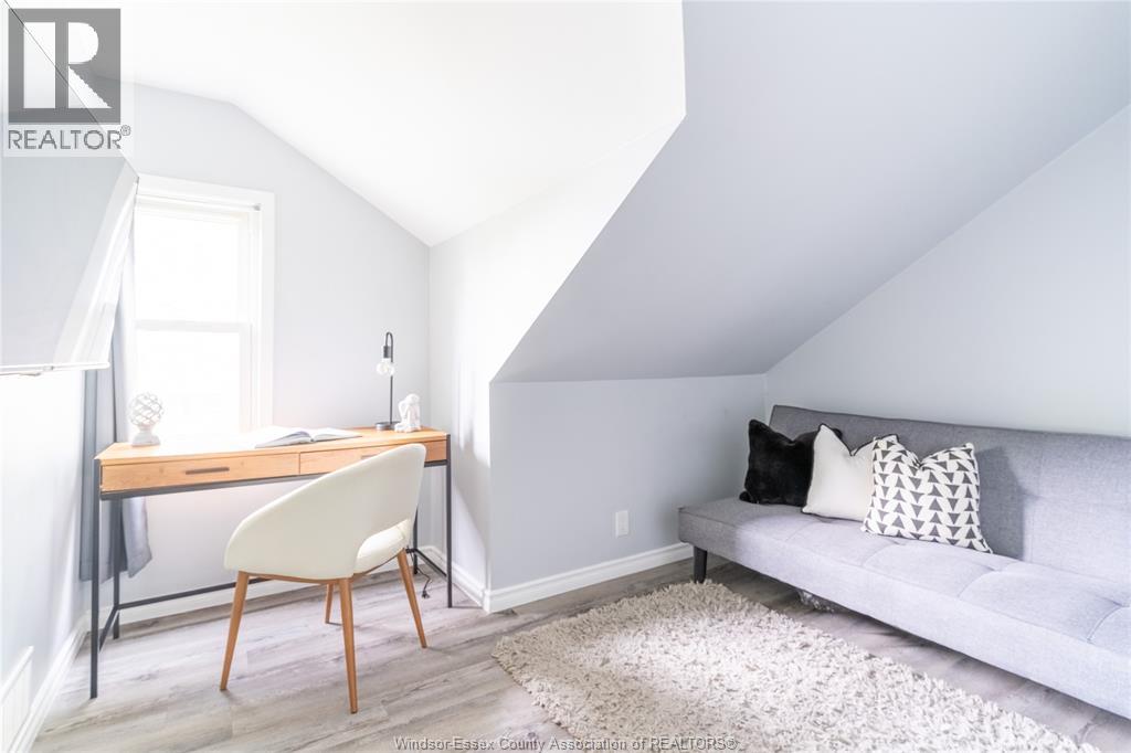 1015 Oak, Windsor, Ontario  N9A 5G5 - Photo 10 - 26022352