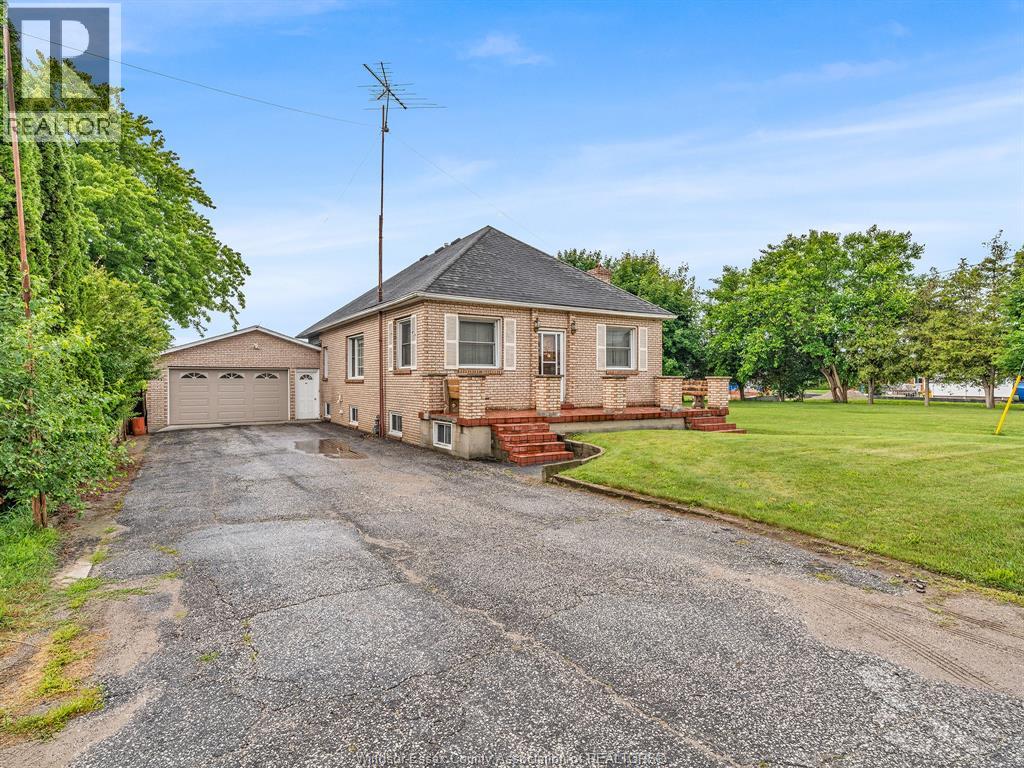 534 Mersea Rd 3, Leamington, Ontario  N8H 3V5 - Photo 4 - 26022380