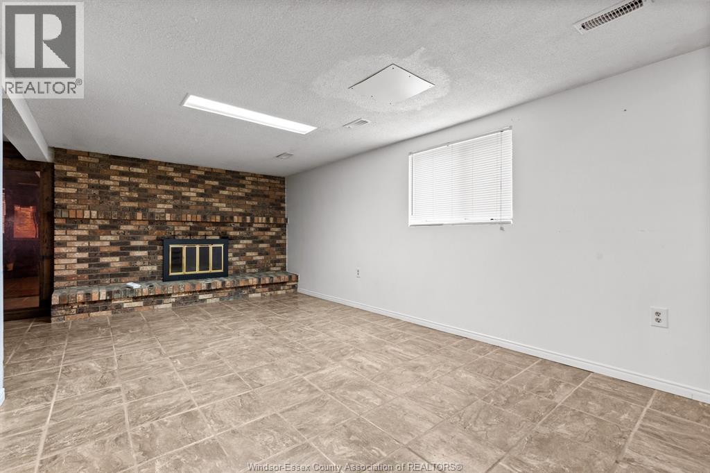 2780 Garvey, Windsor, Ontario  N8W 4X6 - Photo 16 - 26022307