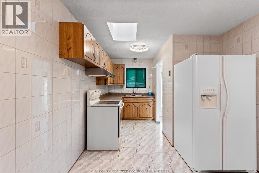 2780 Garvey, Windsor, Ontario  N8W 4X6 - Photo 7 - 26022307