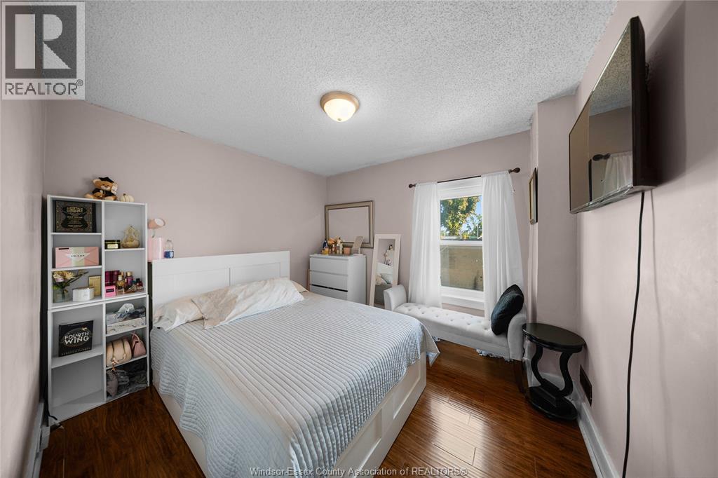 908 Oak Street, Windsor, Ontario  N9A 5G2 - Photo 22 - 26022368