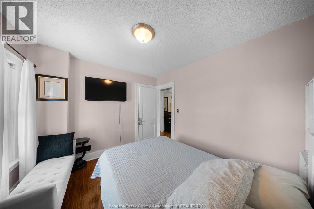 908 Oak Street, Windsor, Ontario  N9A 5G2 - Photo 23 - 26022368