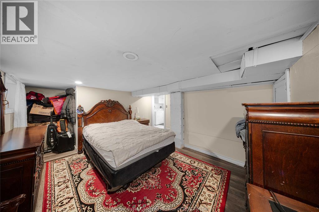 908 Oak Street, Windsor, Ontario  N9A 5G2 - Photo 30 - 26022368