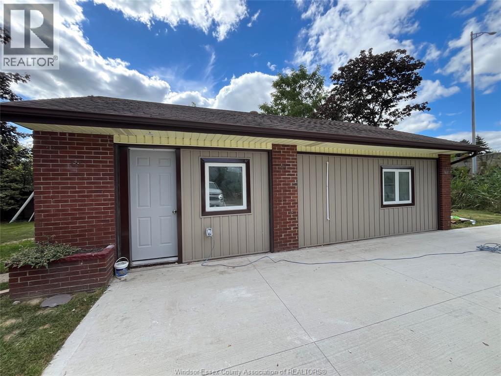 2505 Askin Unit# 3, Windsor, Ontario  N9E 3H8 - Photo 1 - 26022385