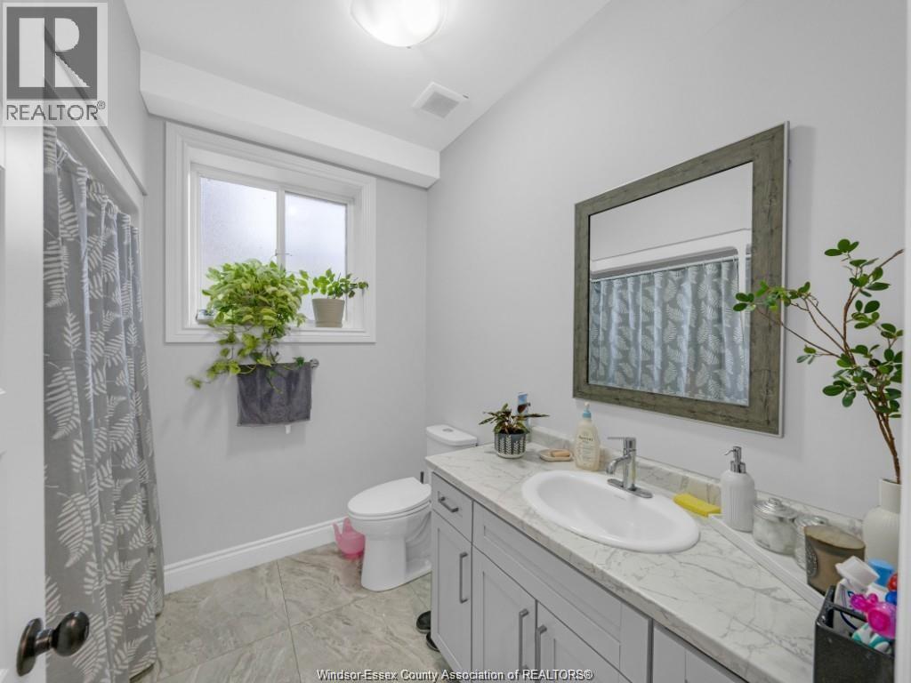 2277 Northway Avenue, Windsor, Ontario  N9B 3Y3 - Photo 10 - 26022162