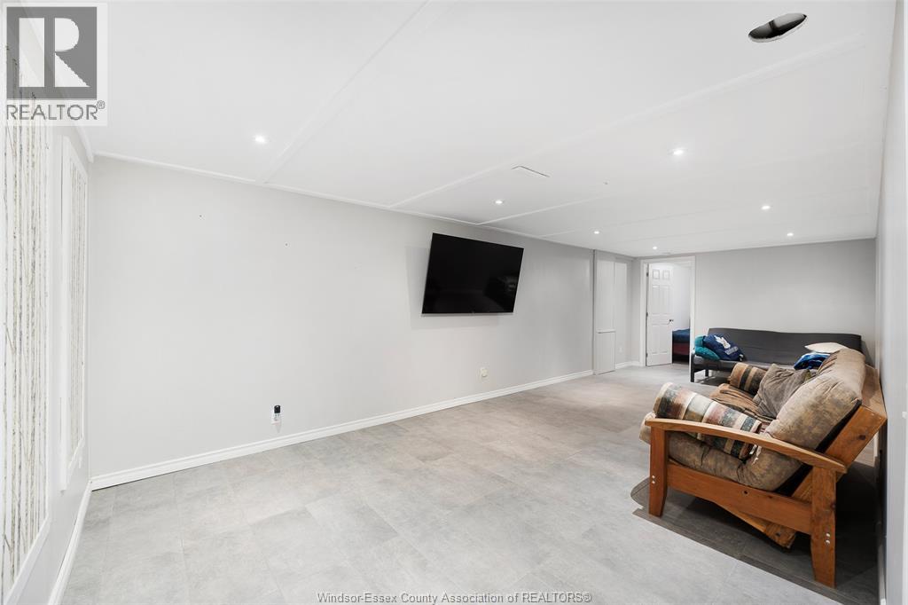 205 Gosfield Townline East, Essex, Ontario  N8M 2R8 - Photo 23 - 26021325