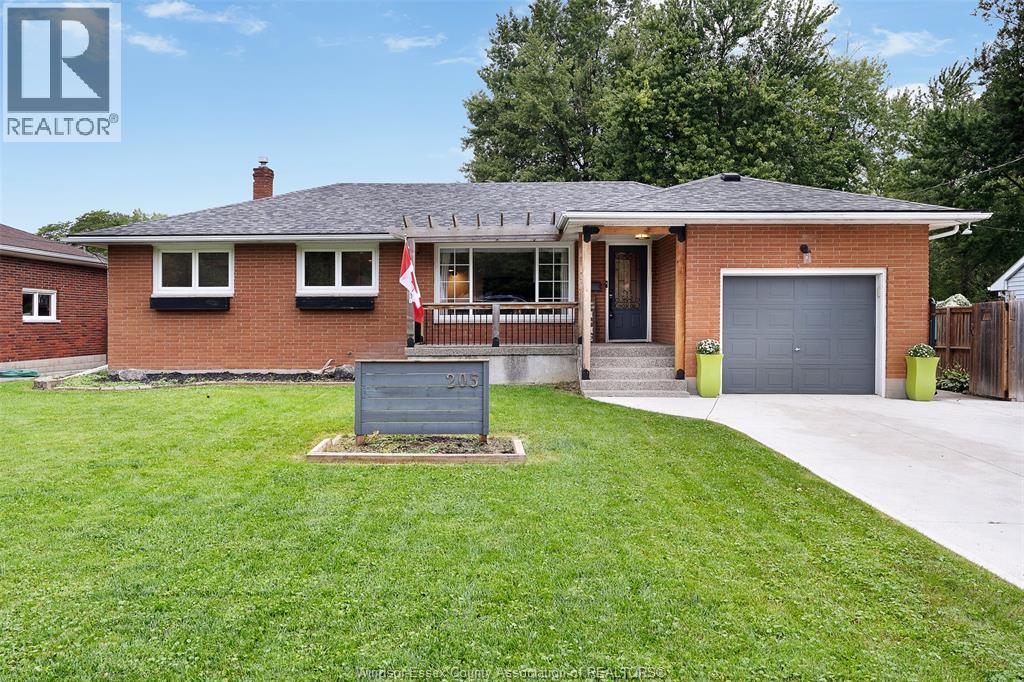205 Gosfield Townline East, Essex, Ontario  N8M 2R8 - Photo 3 - 26021325