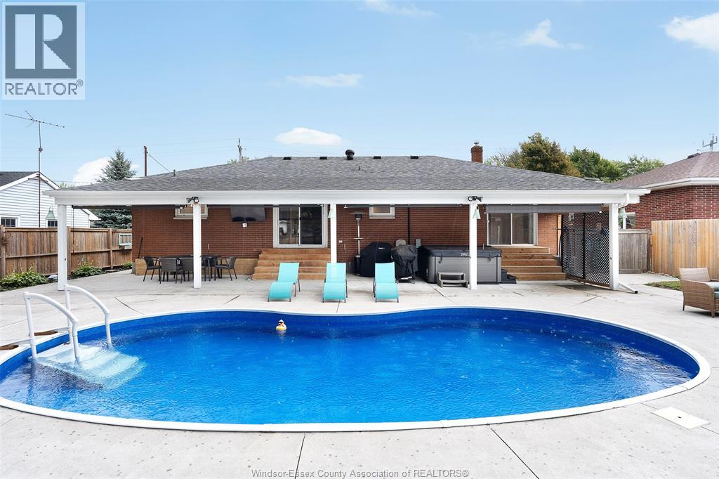 205 Gosfield Townline East, Essex, Ontario  N8M 2R8 - Photo 31 - 26021325