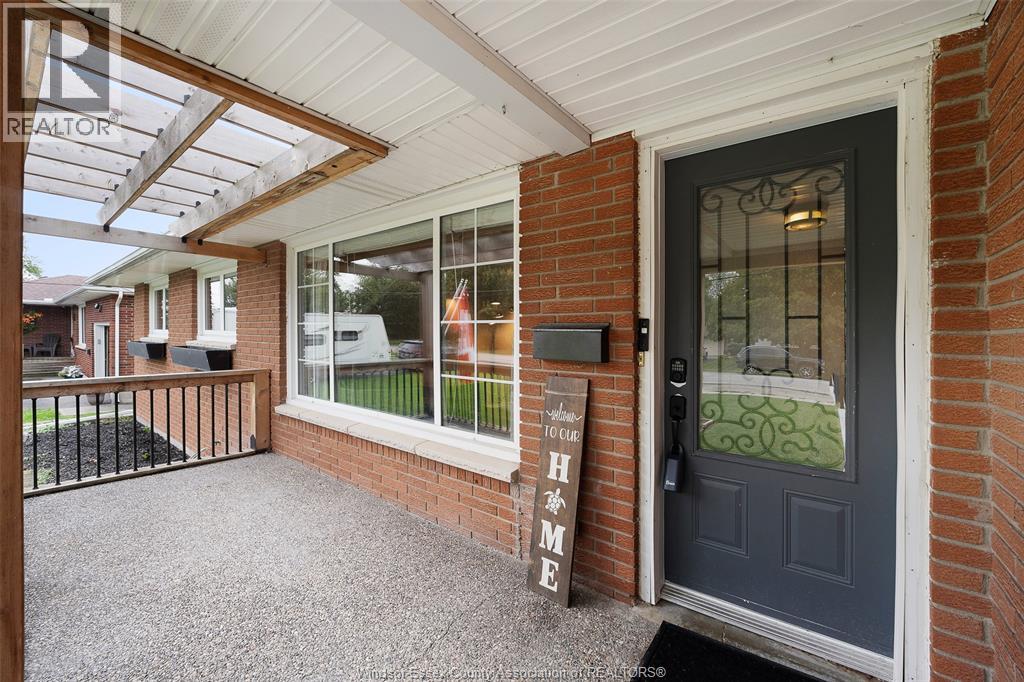 205 Gosfield Townline East, Essex, Ontario  N8M 2R8 - Photo 6 - 26021325