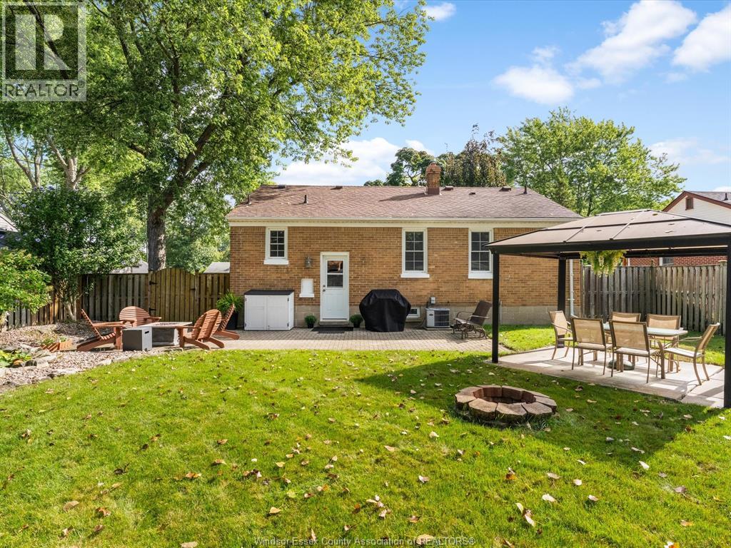 3265 Longfellow Avenue, Windsor, Ontario  N9E 2L7 - Photo 32 - 26022421