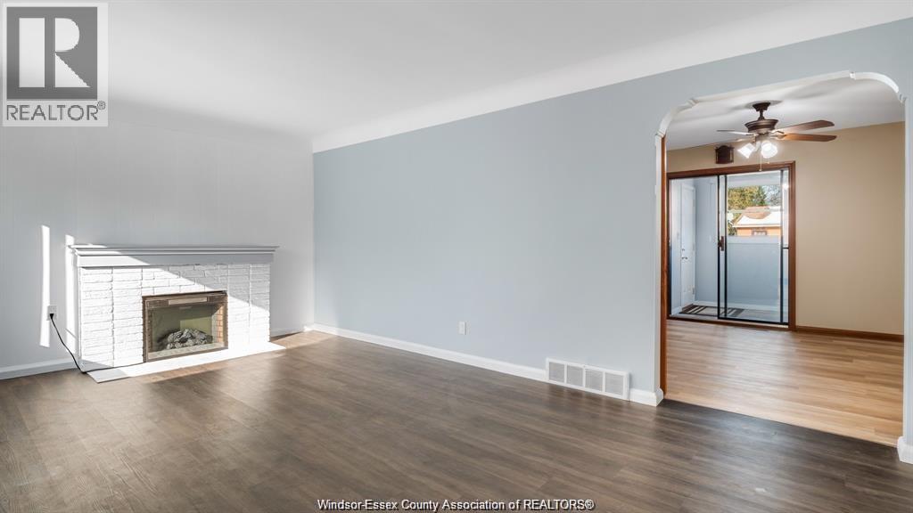 2550 Windermere, Windsor, Ontario  N8W 2T4 - Photo 5 - 26022416