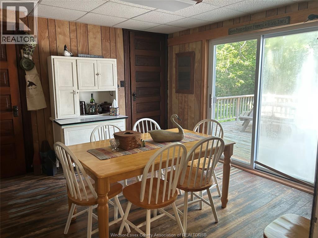 131 Harris Garno, Pelee Island, Ontario  N0R 1M0 - Photo 23 - 26022065
