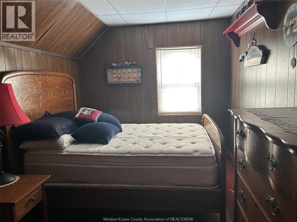 131 Harris Garno, Pelee Island, Ontario  N0R 1M0 - Photo 30 - 26022065