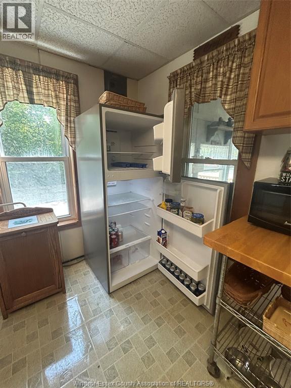 131 Harris Garno, Pelee Island, Ontario  N0R 1M0 - Photo 33 - 26022065