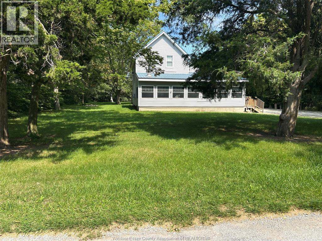 131 Harris Garno, Pelee Island, Ontario  N0R 1M0 - Photo 46 - 26022065