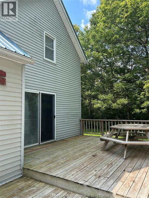 131 Harris Garno, Pelee Island, Ontario  N0R 1M0 - Photo 5 - 26022065