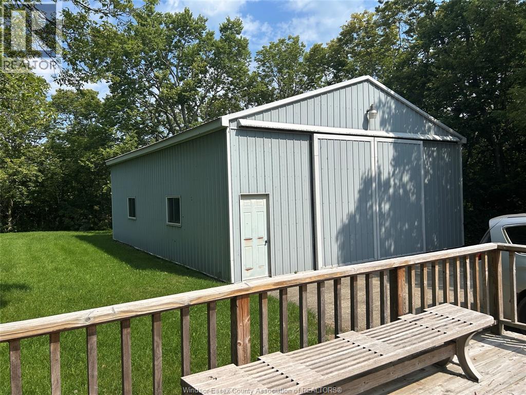 131 Harris Garno, Pelee Island, Ontario  N0R 1M0 - Photo 8 - 26022065