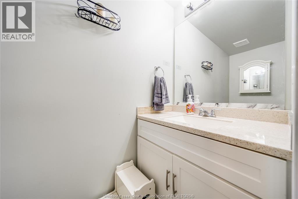 746 Michael Drive, Tecumseh, Ontario  N8N 5A3 - Photo 18 - 26022439