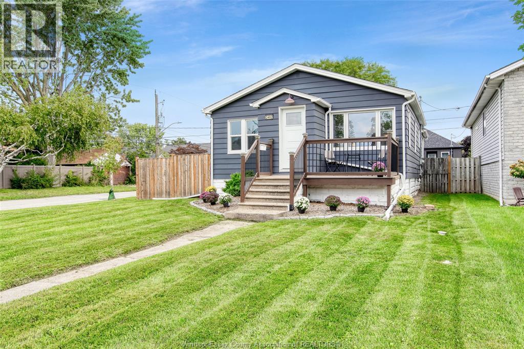 2402 Tourangeau, Windsor, Ontario