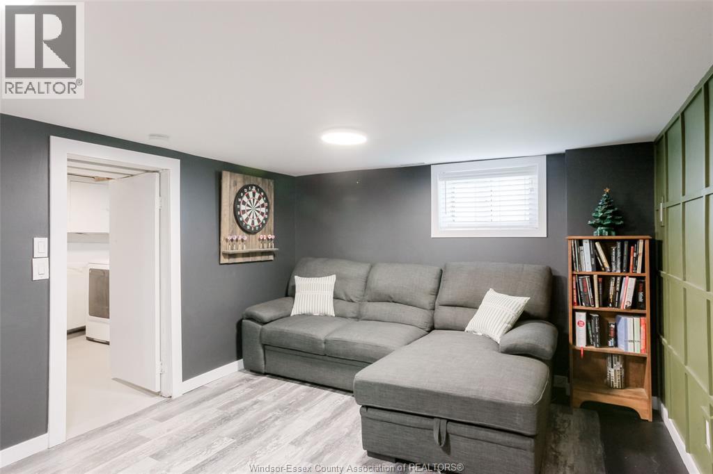 2402 Tourangeau, Windsor, Ontario  N8W 4N7 - Photo 22 - 26022414