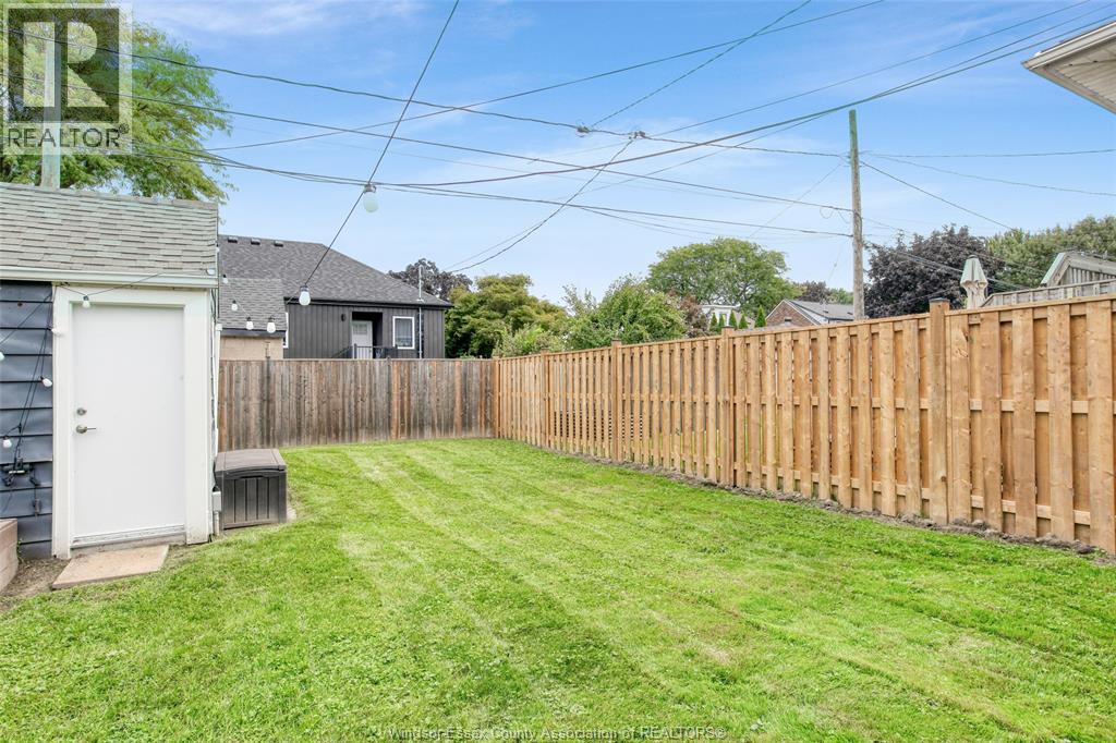 2402 Tourangeau, Windsor, Ontario  N8W 4N7 - Photo 30 - 26022414