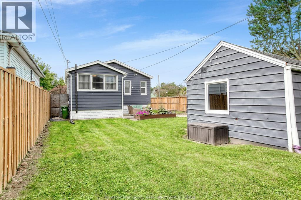 2402 Tourangeau, Windsor, Ontario  N8W 4N7 - Photo 32 - 26022414