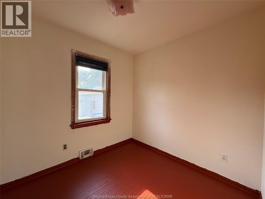 1255 Dot, Windsor, Ontario  N9C 3H9 - Photo 11 - 26022455