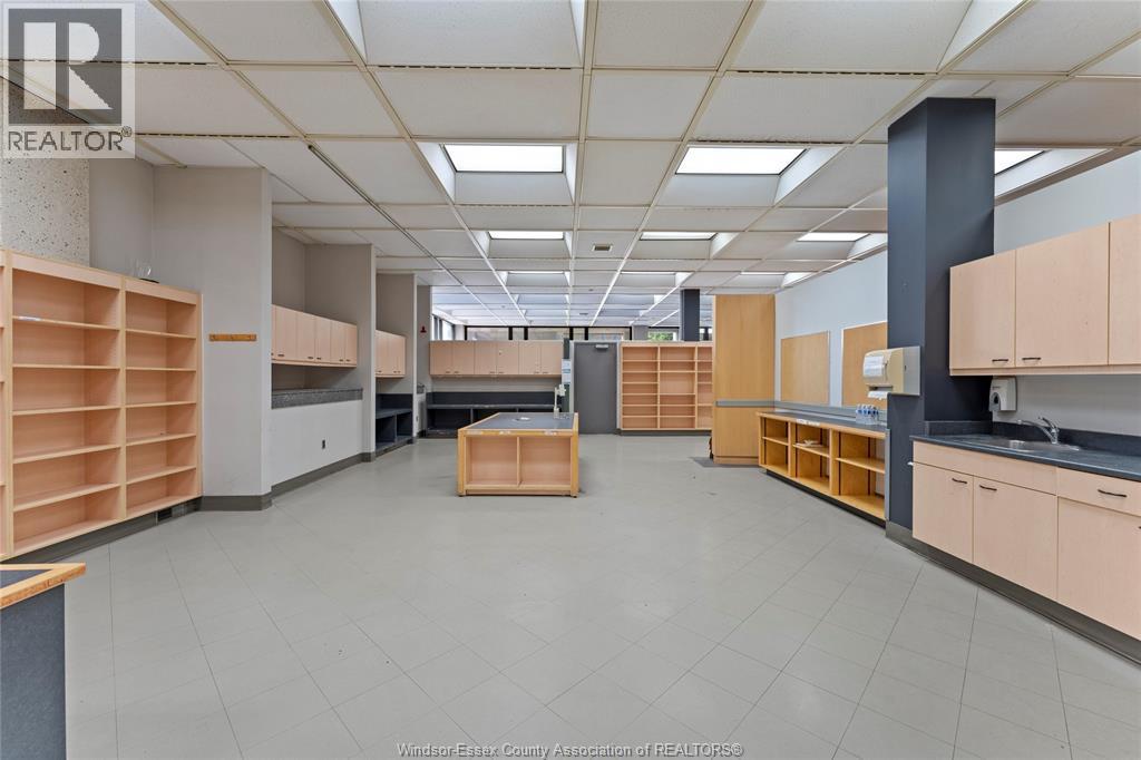 850 Ouellette Avenue Unit# Main, Windsor, Ontario  N9A 4M9 - Photo 16 - 26022467