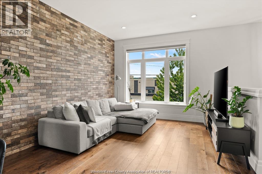735 Brownstone Road, Lakeshore, Ontario  N8K 0A8 - Photo 7 - 26022500