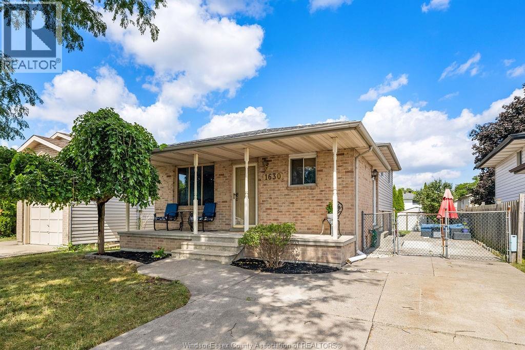 1630 BLUE SPRING, Windsor, Ontario