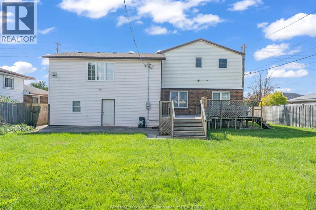 2416 Mercer Street, Windsor, Ontario  N8X 3R5 - Photo 10 - 26022474