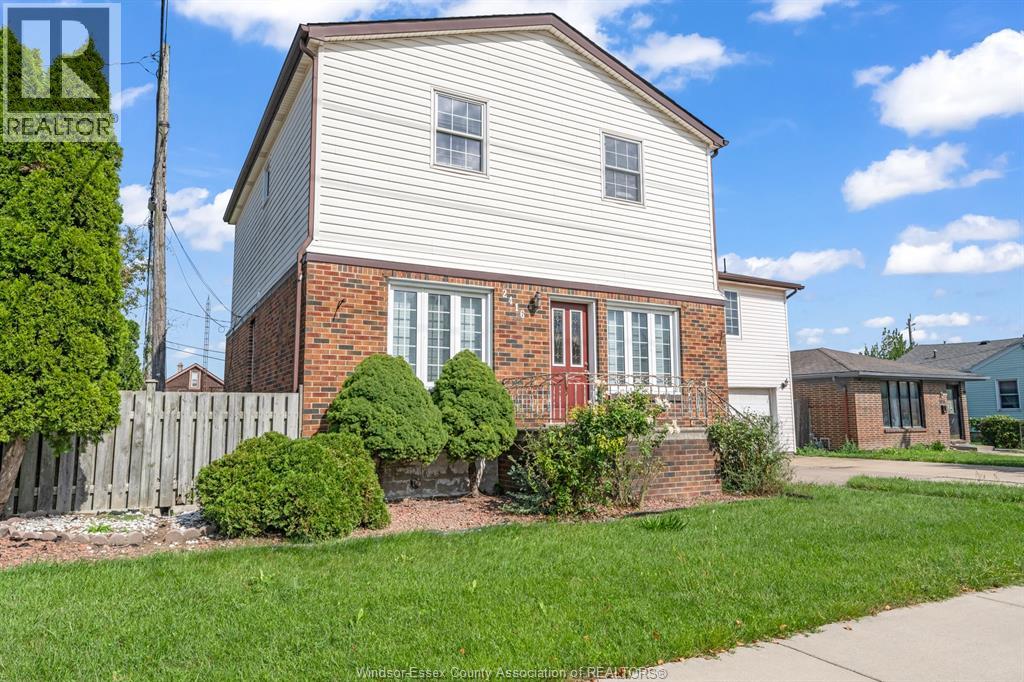 2416 Mercer Street, Windsor, Ontario  N8X 3R5 - Photo 4 - 26022474